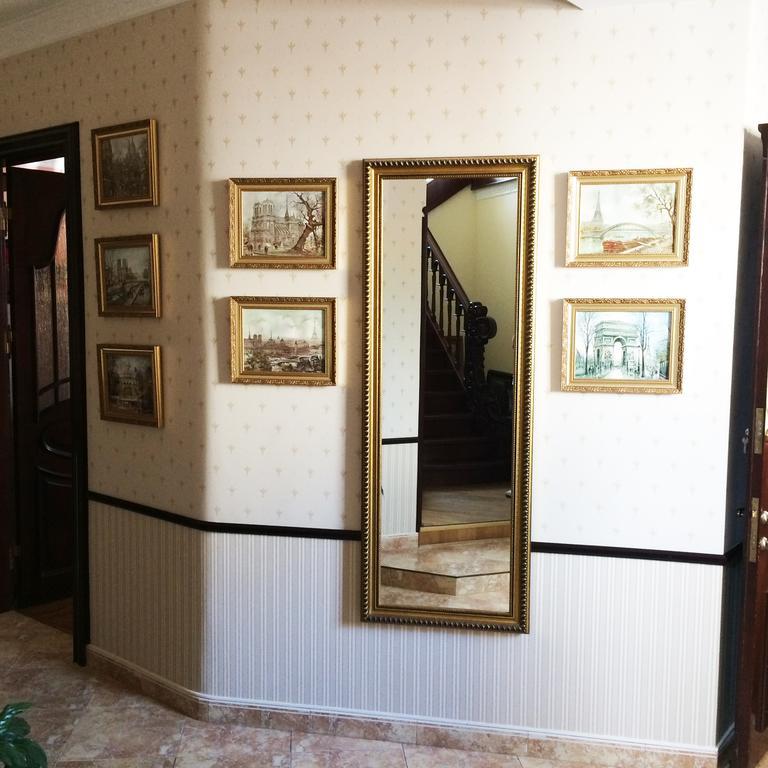 Hotel Saban Deluxe Lwów Zewnętrze zdjęcie