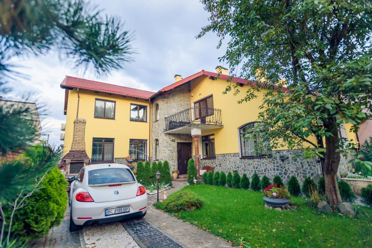 Hotel Saban Deluxe Lwów Zewnętrze zdjęcie