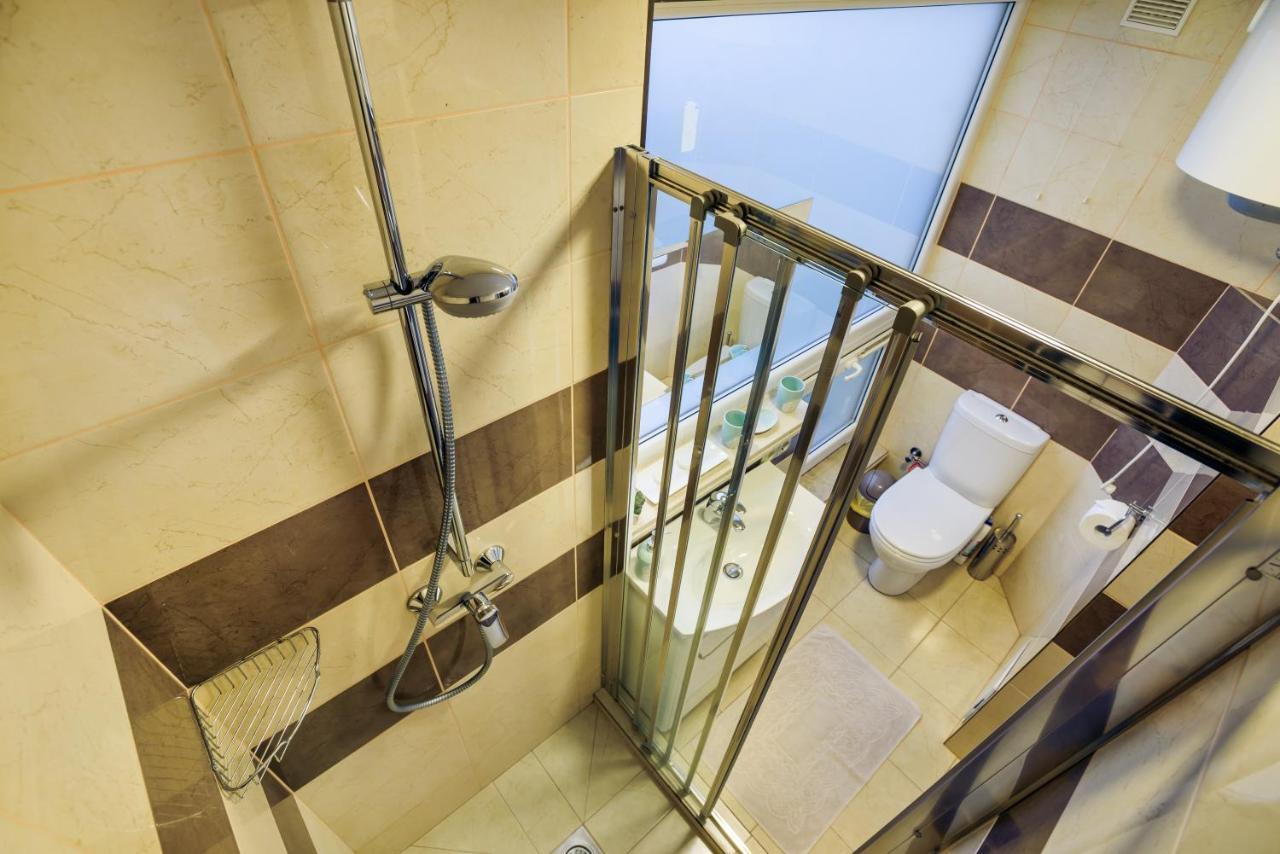 Hotel Saban Deluxe Lwów Zewnętrze zdjęcie